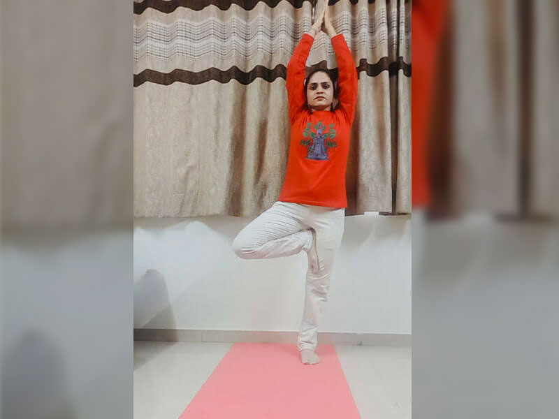 Service-Chakras-Balancing-Yogasanas-1
